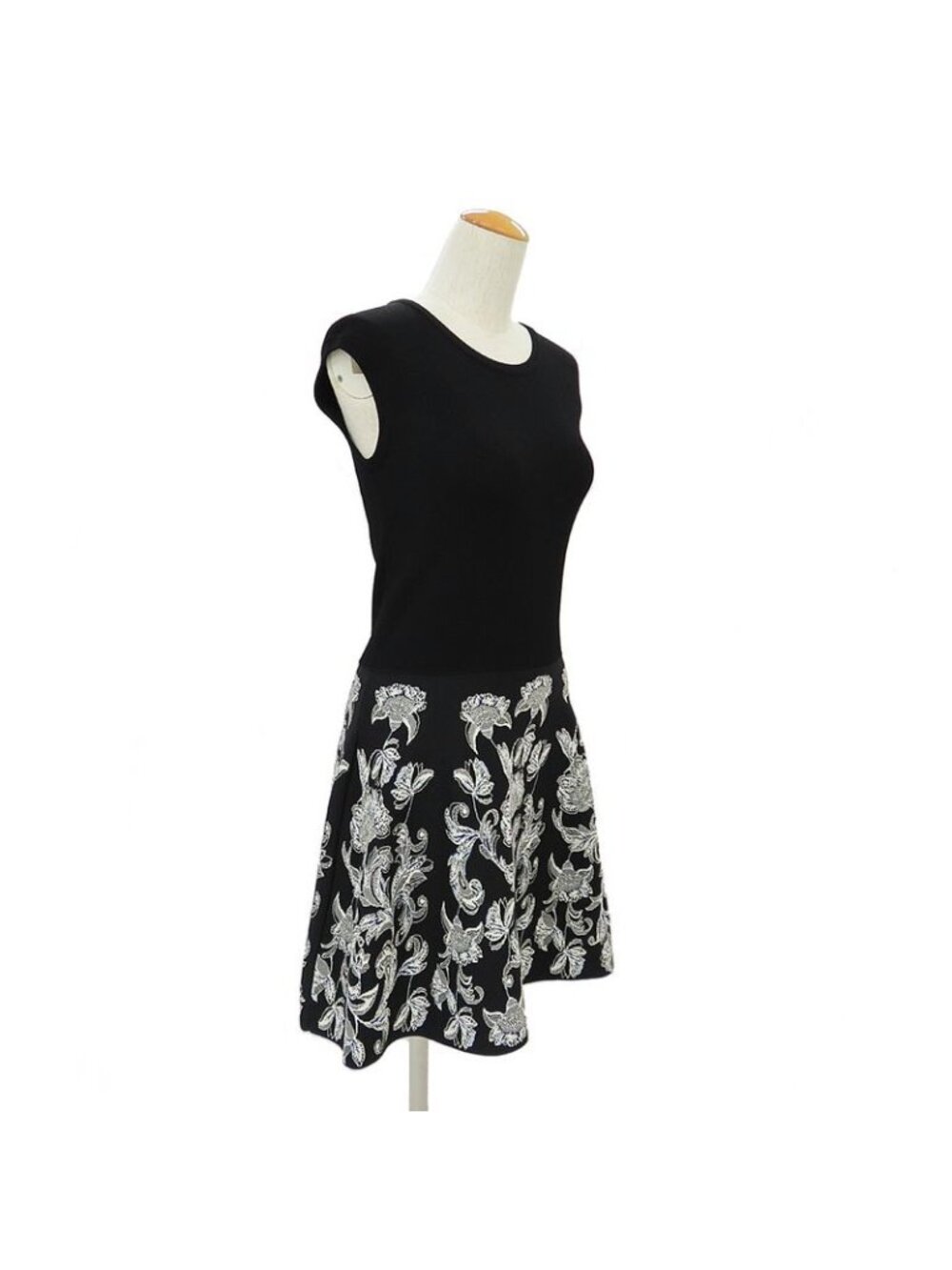 ★SOLD★ Louis Vuitton Sleeveless Dress Rw172 W S Size Apparel Clothes - Picture 2 of 9